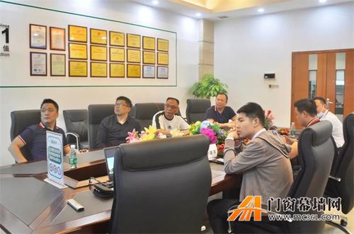 湖南省國防科技工業局技術開發中心主任一行蒞臨合和集團參觀考察，共探技術合作新機遇